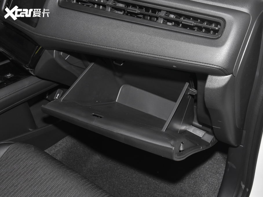 2020_ 220 TURBO CVTA