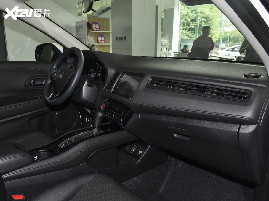 2020_ 220 TURBO CVTA