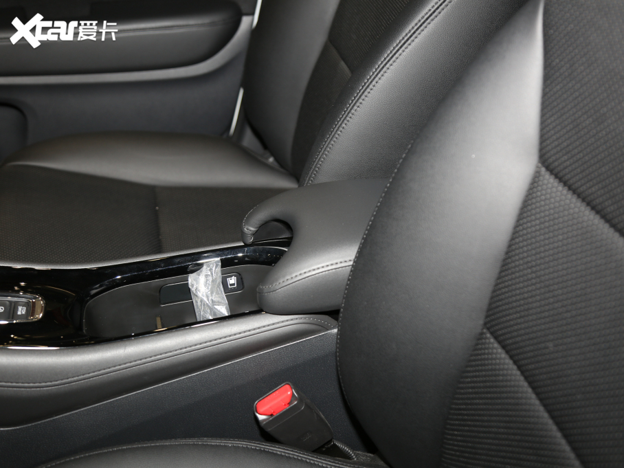 2020_ 220 TURBO CVTӢ