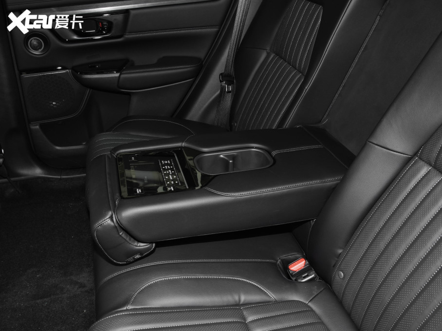 2021Ӱ 240TURBO CVTҹ