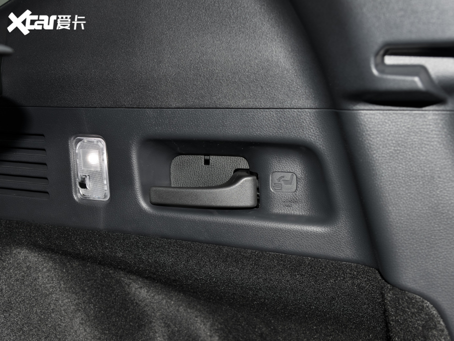 2021Ӱ 240TURBO CVTҹ