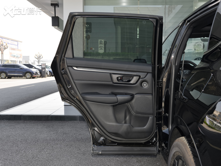 2021Ӱ 240TURBO CVTҹ