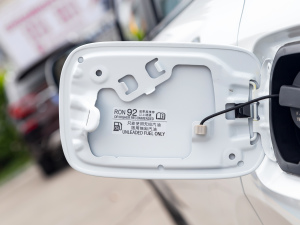 2021240TURBO CVT򌾫Ӣ ^