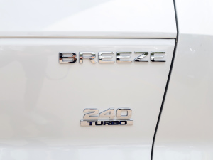 2021240TURBO CVT򌾫Ӣ ^