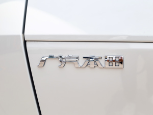 2021240TURBO CVT򌾫Ӣ ^