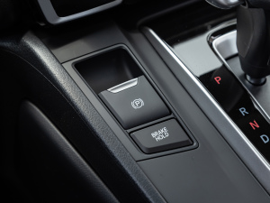 2021240TURBO CVT򌾫Ӣ v܇Ƅ