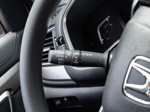 2021240TURBO CVT򌾫Ӣ п؅^