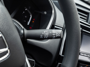 2021240TURBO CVT򌾫Ӣ п؅^