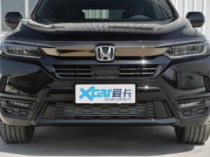 2021款240TURBO CVT两驱幻夜版 中网