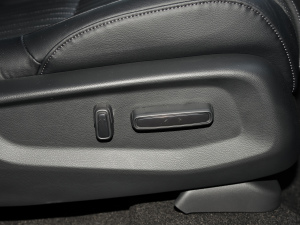 2021240TURBO CVT(q)ҹ g