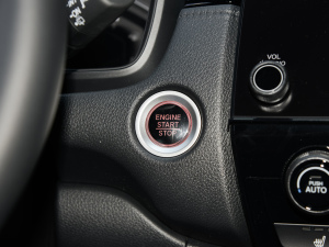 2021240TURBO CVTҹ п؅^