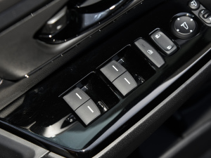 2021240TURBO CVTҹ п؅^