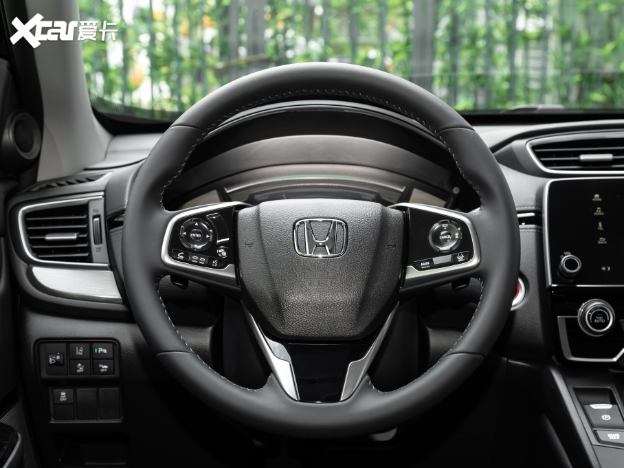 2021���Ӱ�J����� 2.0L ���(q��)�J�����A��