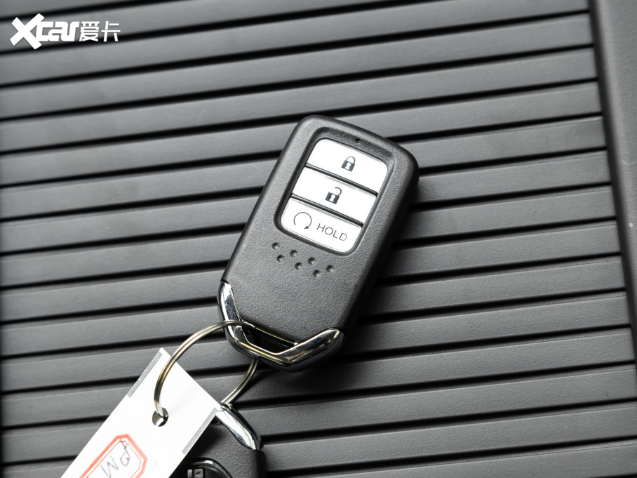 2021���Ӱ�J����� 2.0L ���(q��)�J�����A��