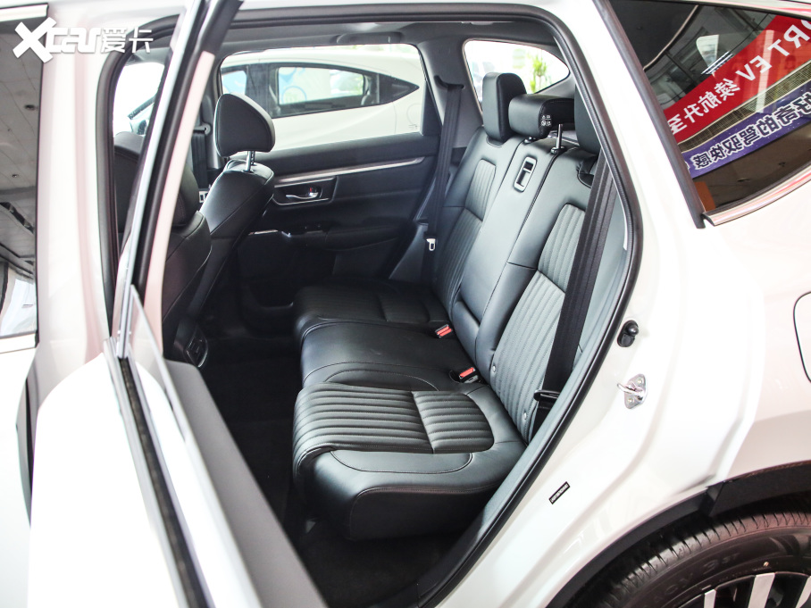 2021���Ӱ�J����� 2.0L ����J�����F��