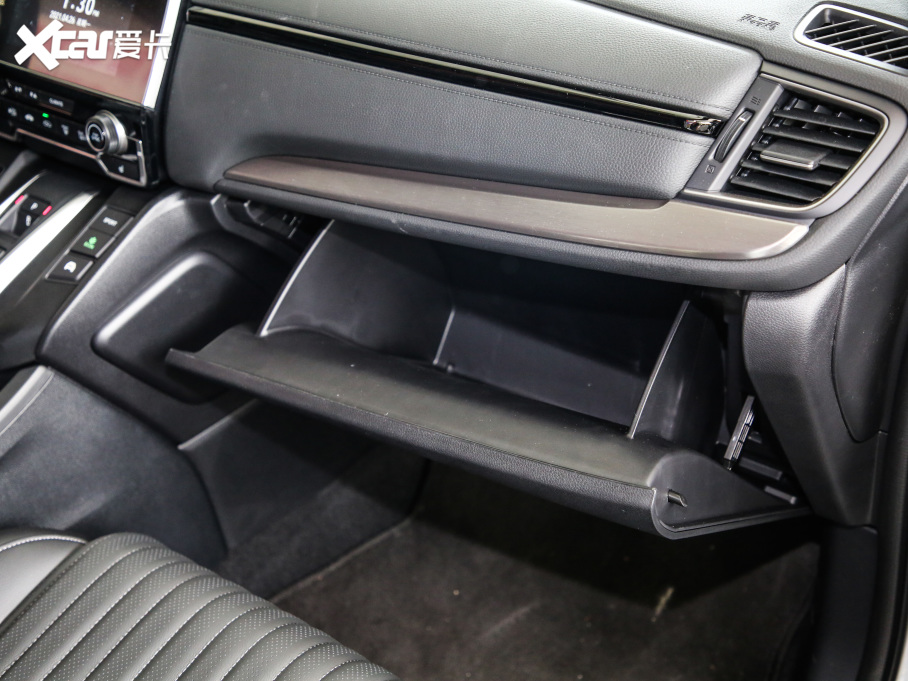 2021���Ӱ�J����� 2.0L ����J�����F��