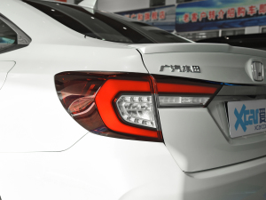 2022款180Turbo CVT幻夜版 尾灯