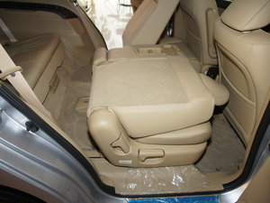2009款2.4L 领秀版 空间座椅