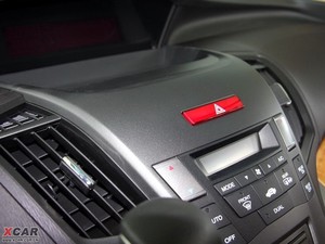 2009款2.4L 豪华版 中控区