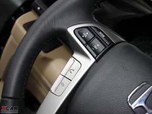 2009款2.4L 豪华版 中控区