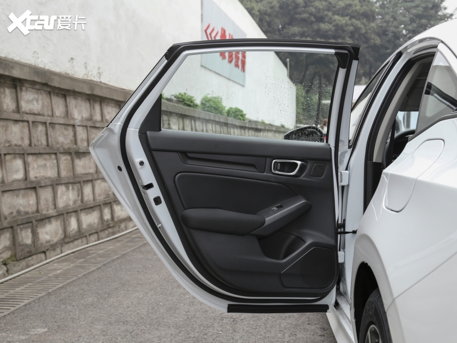 2022͸ 240TURBO CVTƼ