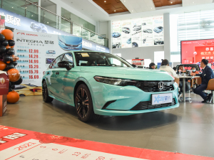 2022240TURBO CVTҹA ǰ45