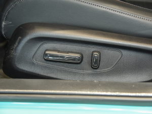 2022240TURBO CVTҹA {{