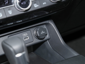 2022240TURBO CVTƼ п؅^(q)