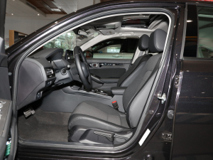 2022240TURBO CVTҹƼ ǰſg