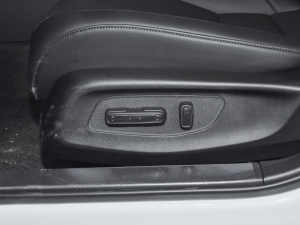 2022240TURBO CVTA {{