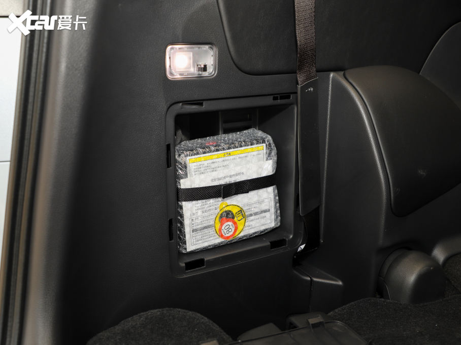 2022Wِ 2.0L e:HEV J