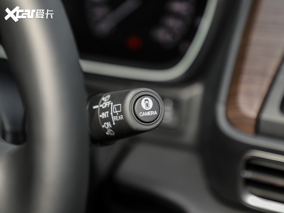 2022Wِ 2.0L e:HEV J