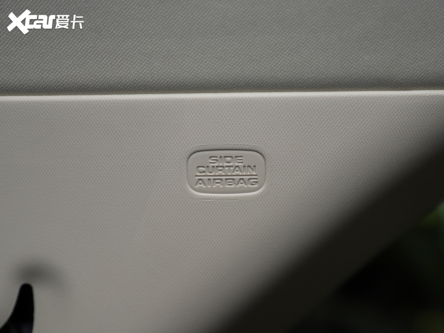 2022Wِ 2.0L e:HEV J