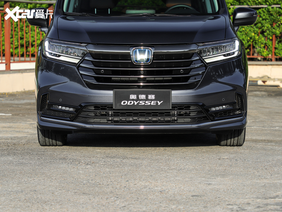 2022Wِ 2.0L e:HEV J