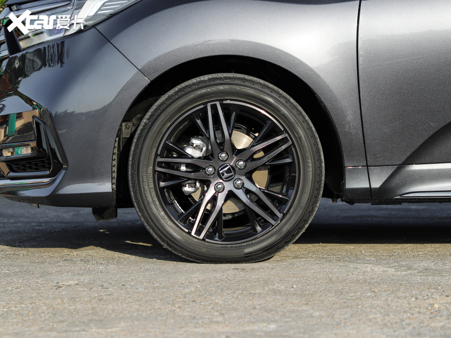 2022Wِ 2.0L e:HEV J