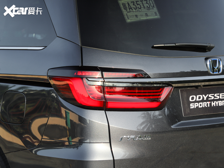 2022Wِ 2.0L e:HEV J