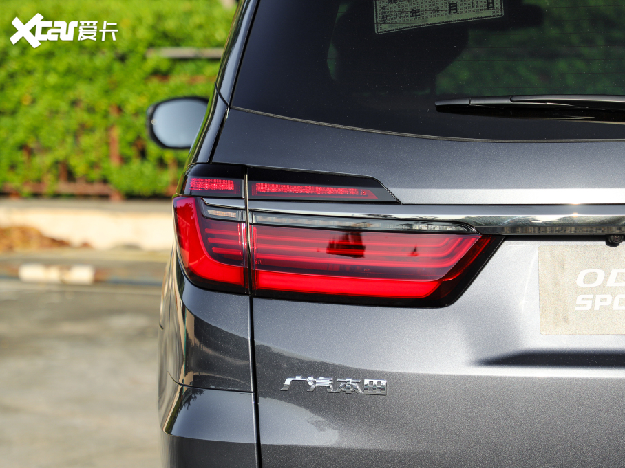 2022Wِ 2.0L e:HEV J