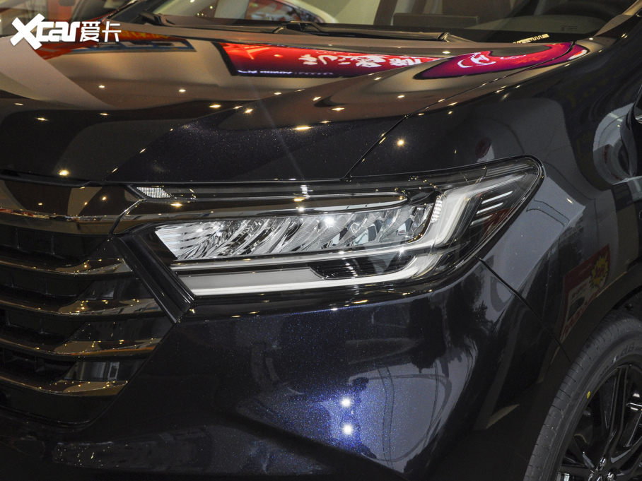 2022Wِ 2.0L e:HEV Jҫ