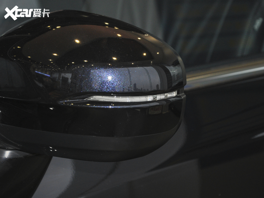 2022Wِ 2.0L e:HEV Jҫ