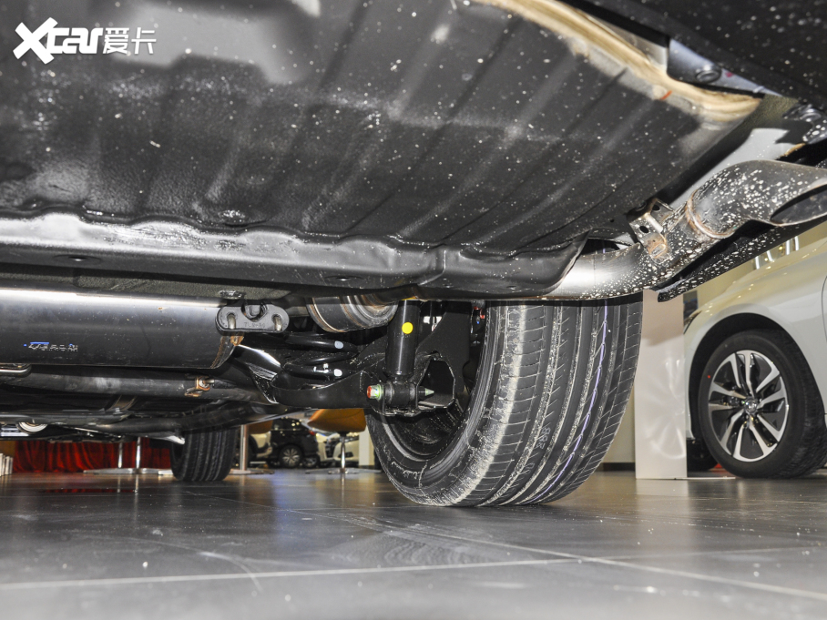 2022Wِ 2.0L e:HEV Jҫ