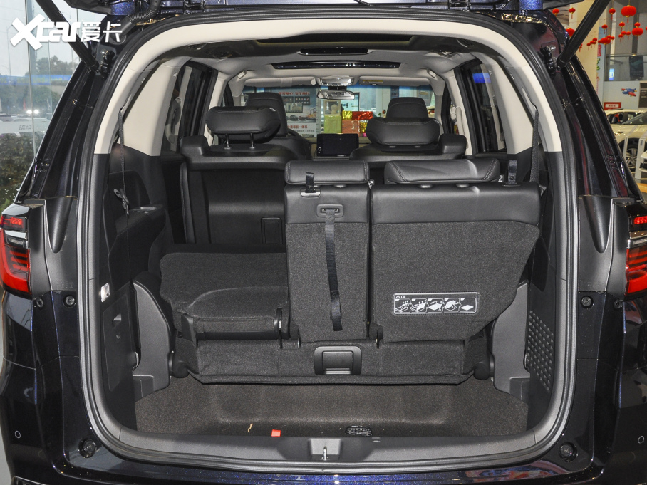 2022Wِ 2.0L e:HEV Jҫ