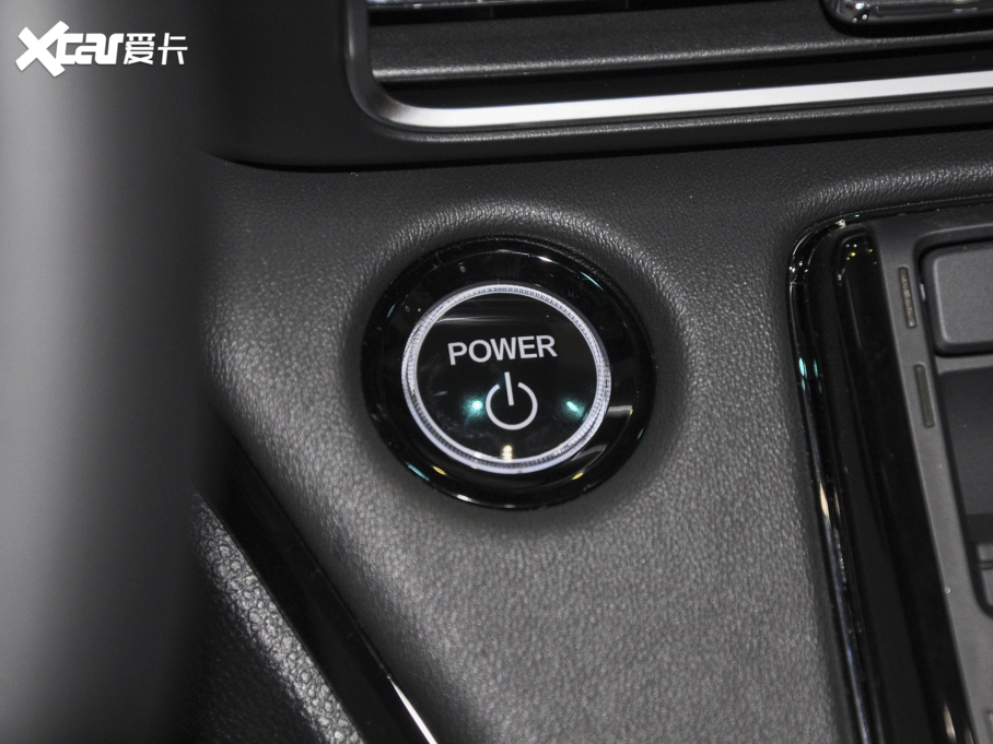 2022Wِ 2.0L e:HEV Jҫ