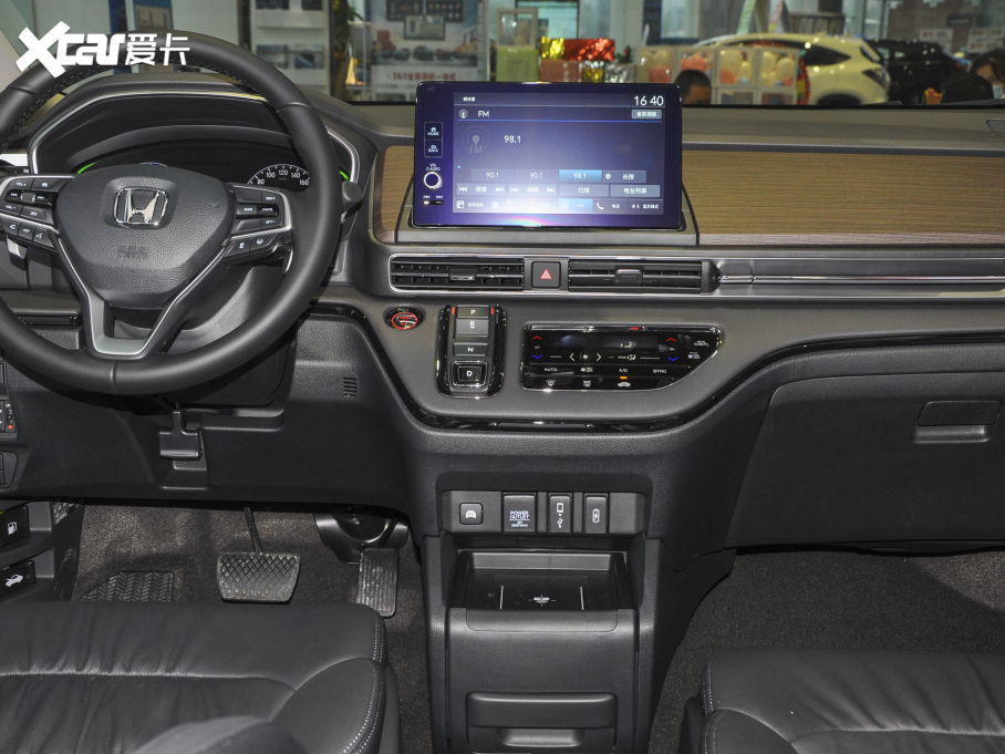 2022Wِ 2.0L e:HEV Jҫ