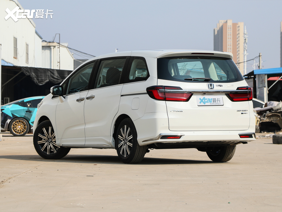 2022Wِ 2.0L e:HEV JI(lng)