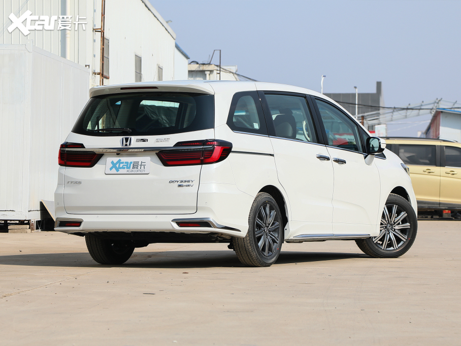 2022Wِ 2.0L e:HEV JI