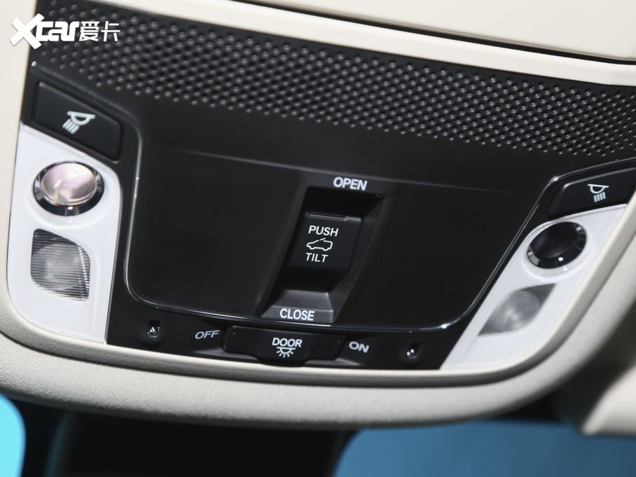 2022Wِ 2.0L e:HEV JI(lng)