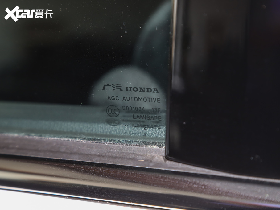 2022Wِ 2.0L e:HEV J