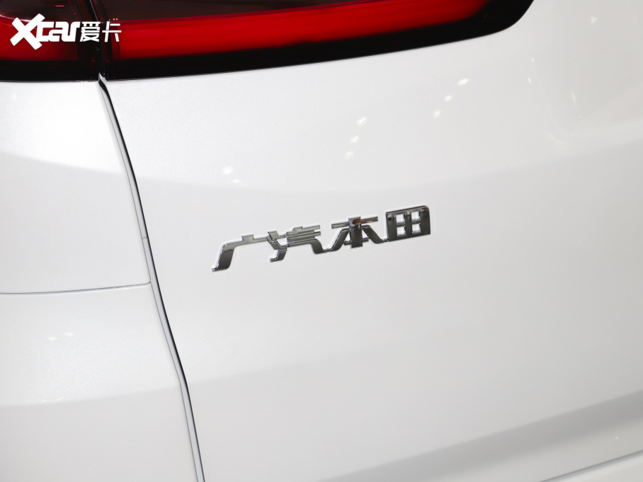 2022Wِ 2.0L e:HEV J