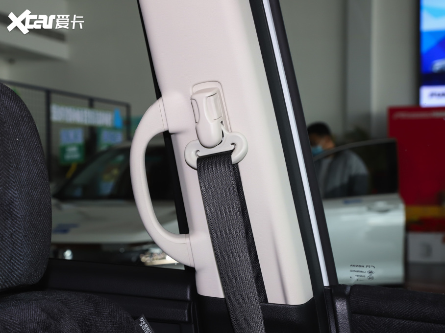 2022Wِ 2.0L e:HEV J