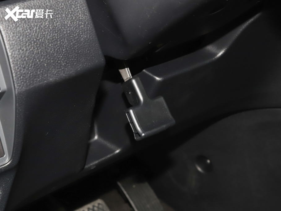 2022Wِ 2.0L e:HEV J